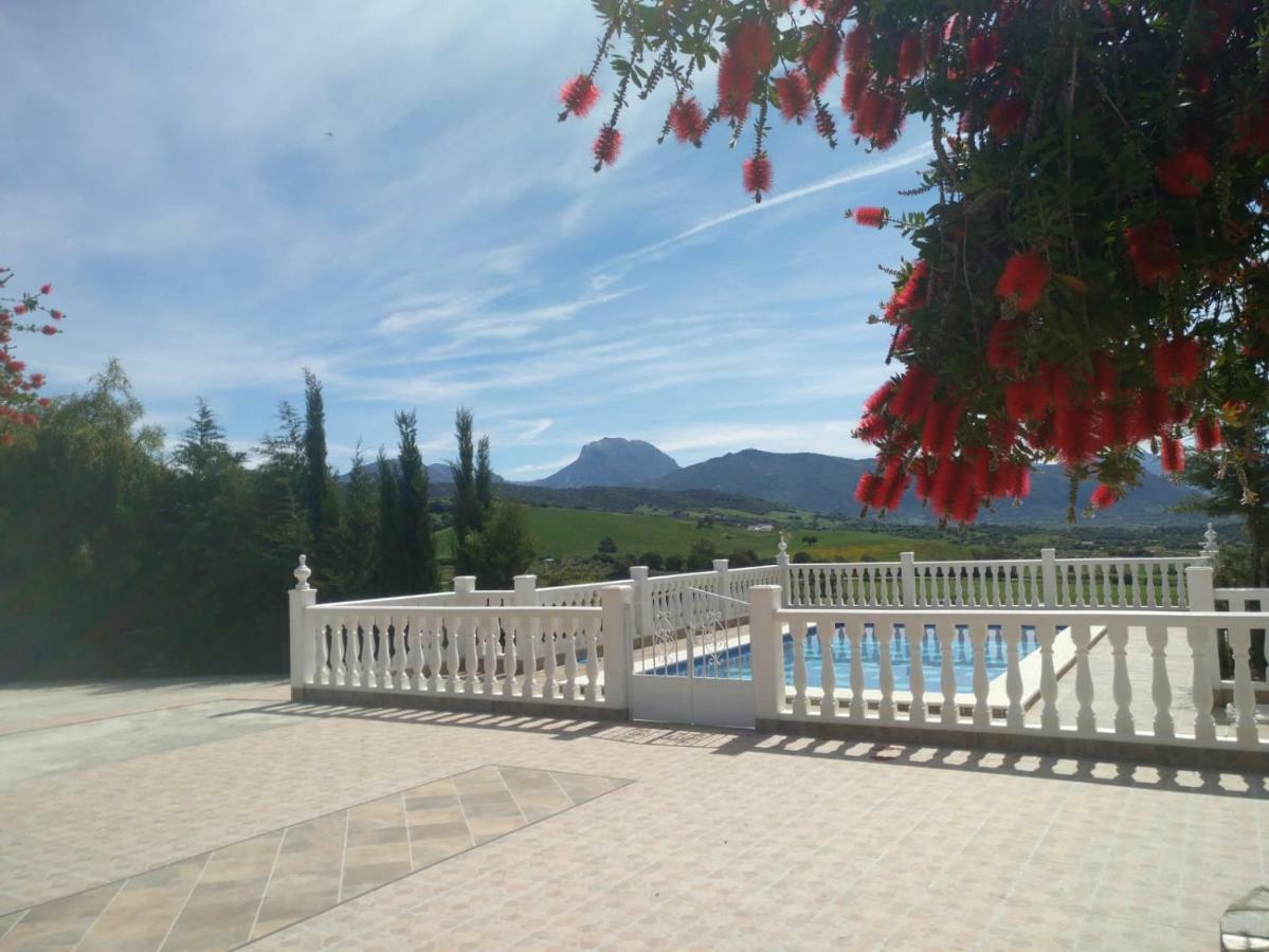 Los Tres Picos برادو ديل ري المظهر الخارجي الصورة